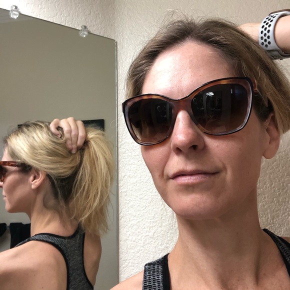 Prada Sunglasses - Picture 7 of 8